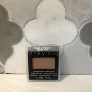 Mary Kay Sheer Mineral Pressed powder